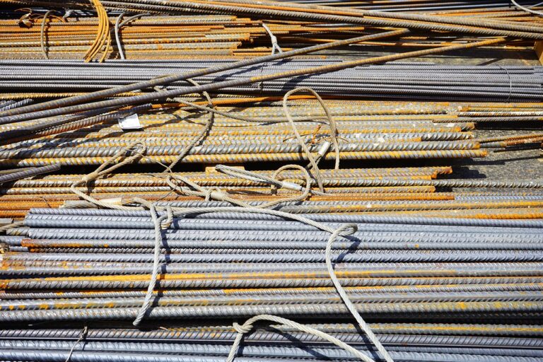iron bars, reinforcing bars, structural steel-474793.jpg